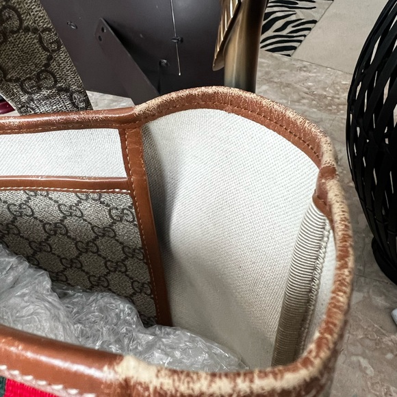 Gucci monogram tote - Picture 7 of 13